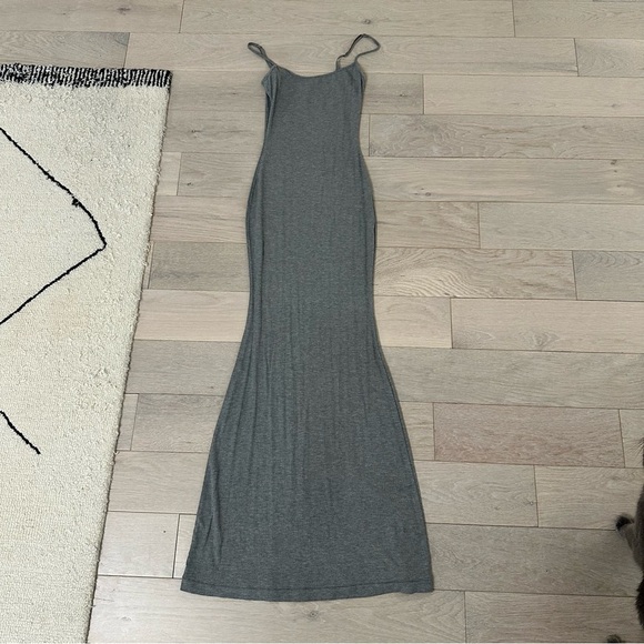 Skims Elegant Gray Maxi Dress - Picture 7 of 10